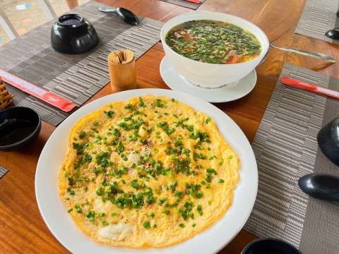 Bữa cơm gia đình Việt