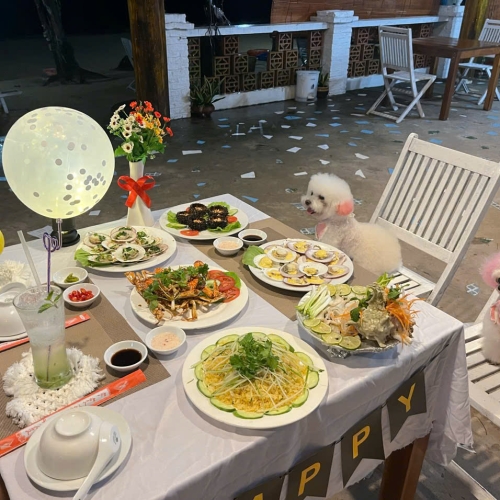 Bữa cơm gia đình Việt
