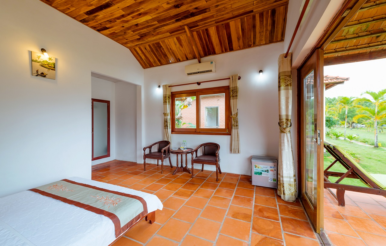 Garden View Bungalow - 10
