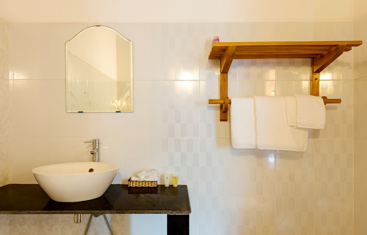 Seaview Bungalow - 1